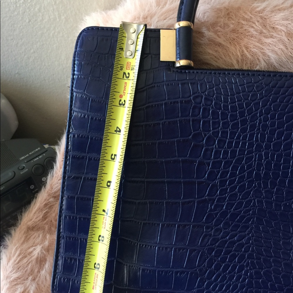 Functional Bag For Your Documents - image 4